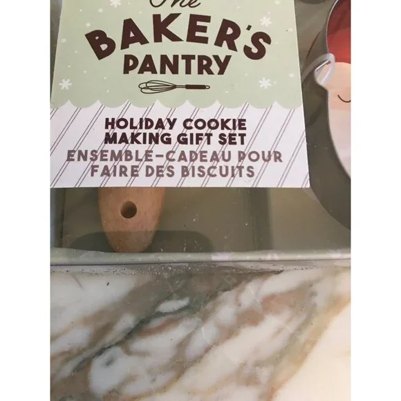 The Bakers Pantry Holiday Cookie Making Gift Set - Spatula Cutters & More - Picture 3 of 7